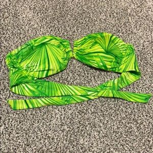 Victoria’s Secret Swimming Suit Top